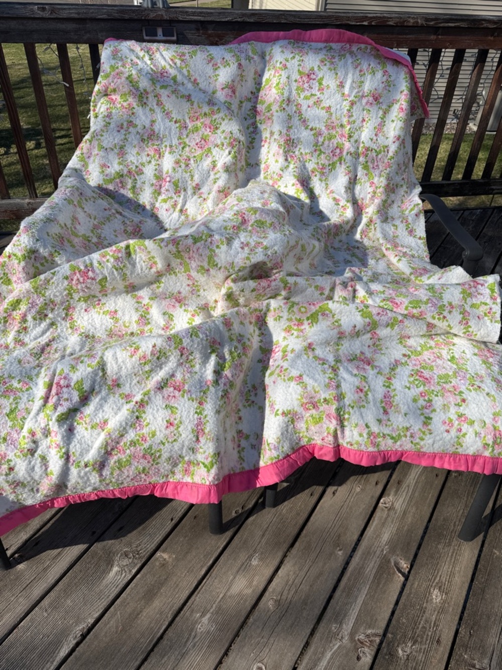 Floral Pink & Green chenille blanket